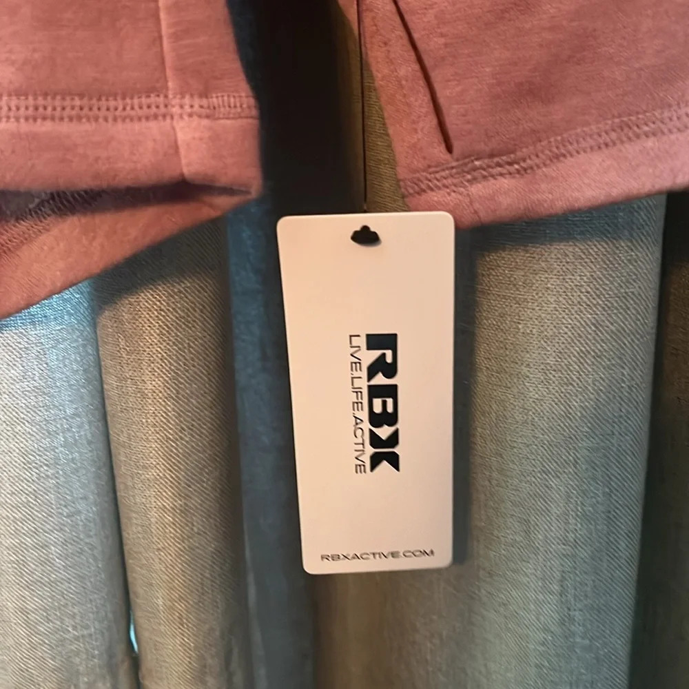 🌺🌺- RBX ACTIVE new with tags. Heather Rose upscale sweatshirt small petite. - Picture 4 of 7